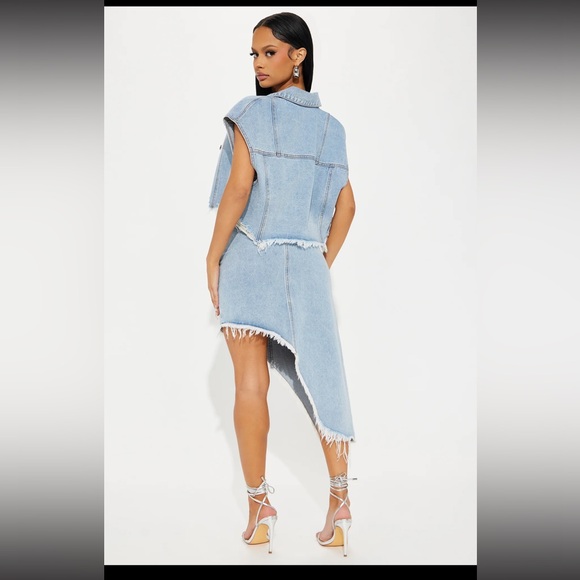 💙 - Picture 3 of 5